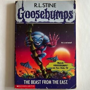 ⭐️ 5/$25 - GOOSEBUMPS -Classic/Vintage - #43 The Beast From The East (1st Print)